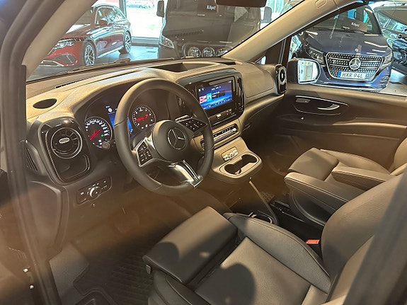 Mercedes-Benz Vito 124 8 of 17