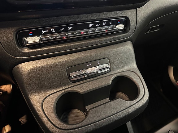 Mercedes-Benz Vito 124 14 of 17