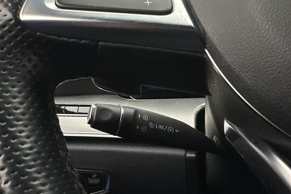 Mercedes-Benz E400 12 of 30