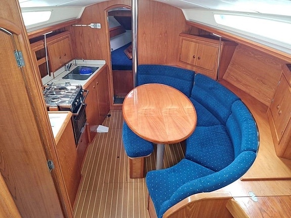 Jeanneau Sun Odyssey 34.2 13 of 28