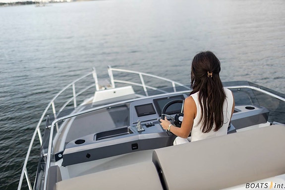 Galeon 360 Fly (2023) 3 kabiner 5 of 12