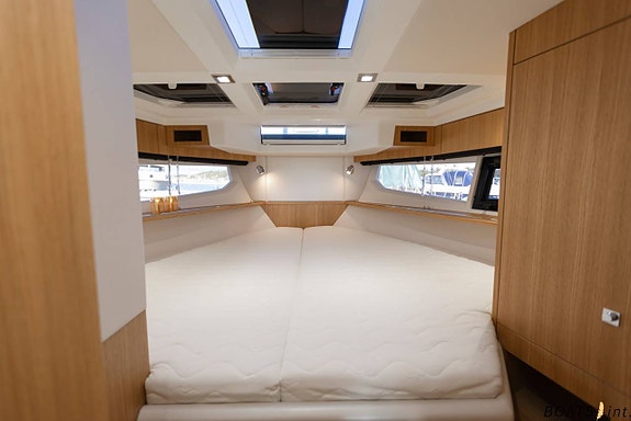 Galeon 360 Fly (2023) 3 kabiner 9 of 12