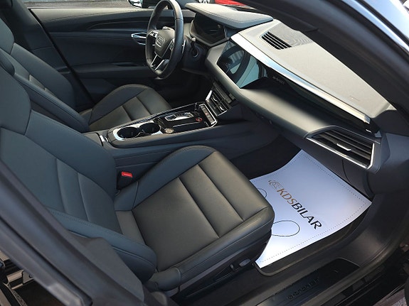 Audi e-tron GT 7 of 14
