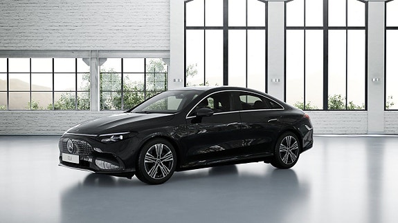 Mercedes-Benz CLA250+ 2 of 5