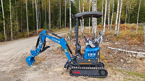 Minigrävare NYA Rippa R13 Pro med tillbehörspaket. 3 of 5