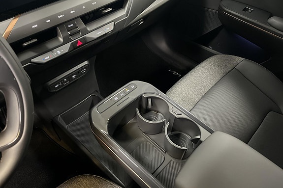 Kia EV5 13 of 17