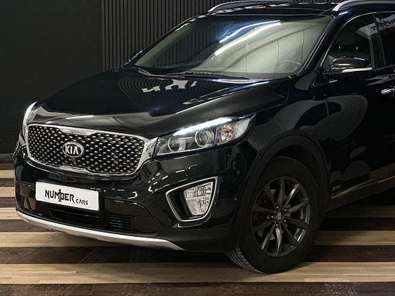 Kia Sorento 2 of 26