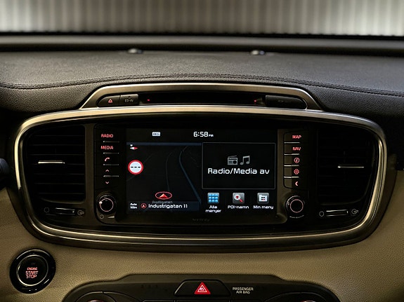 Kia Sorento 22 of 26