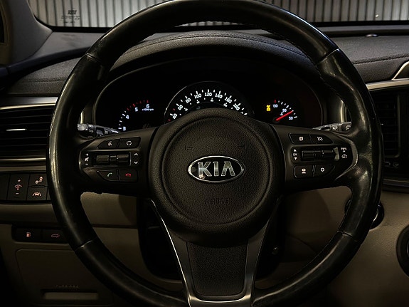 Kia Sorento 19 of 26