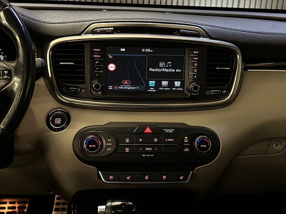Kia Sorento 24 of 26