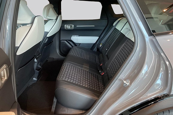 Kia EV4 10 of 24