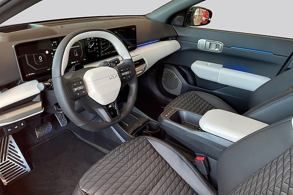 Kia EV4 9 of 24