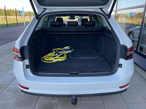 Skoda Superb 5 of 5