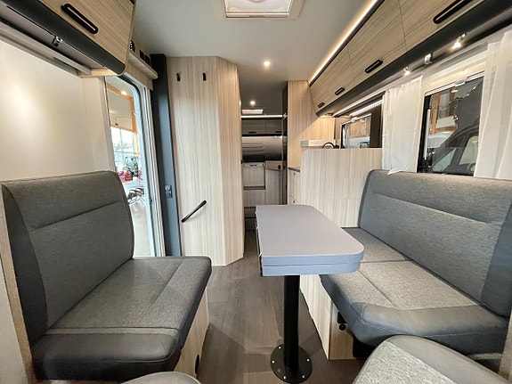 Sun Living C 70 DL Långbäddar / Face to face / 3500kg / Aut 10 of 27