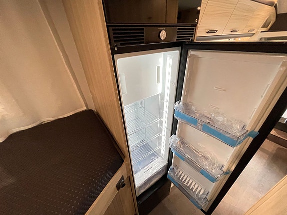 Sun Living C 70 DL Långbäddar / Face to face / 3500kg / Aut 16 of 27