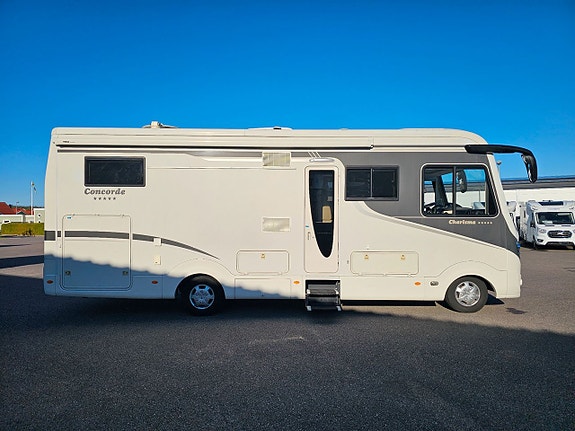 Concorde CHARISMA III 850 L Långbäddar Hyd Stödben Litium 7 of 20