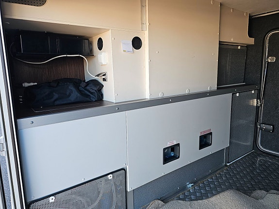 Concorde CHARISMA III 850 L Långbäddar Hyd Stödben Litium 19 of 20