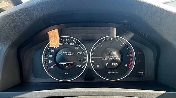 Volvo V60 10 of 19