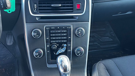 Volvo V60 19 of 19