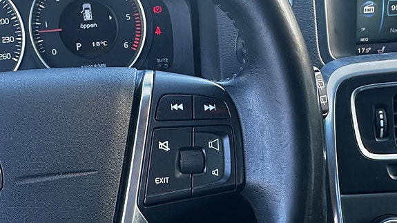 Volvo V60 14 of 19