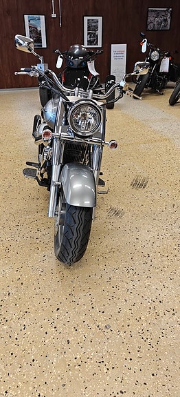 Suzuki Cycles VL1500 Intruder 1500 2 of 3
