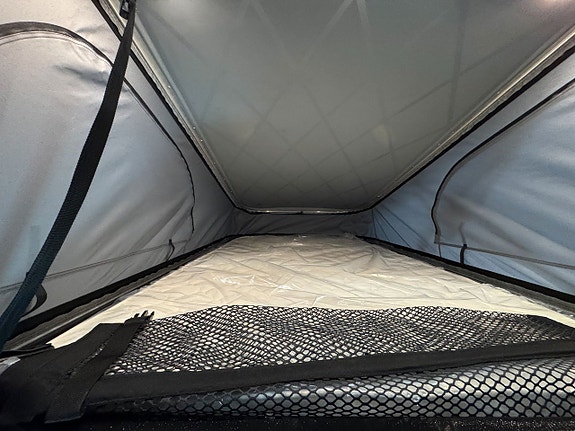 Robeta Apollo 180HK AUT 5 bältade & 6 Sovplatser! 210cm säng 20 of 24
