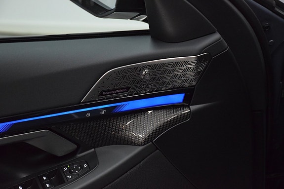 BMW M5 29 of 30