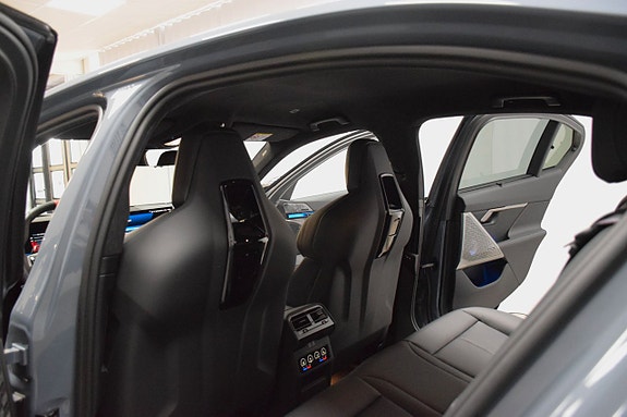 BMW M5 22 of 30