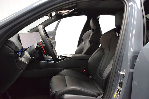 BMW M5 4 of 5