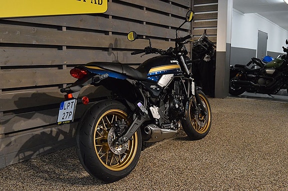 Kawasaki Z650RS 3 of 7