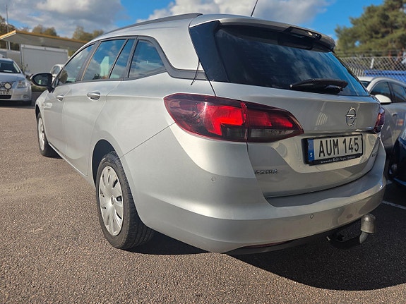 Opel Astra 4 of 5