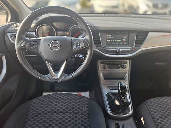 Opel Astra 6 of 9