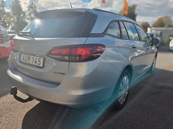 Opel Astra 3 of 5