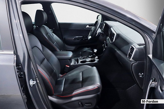 Kia Sportage 10 of 22