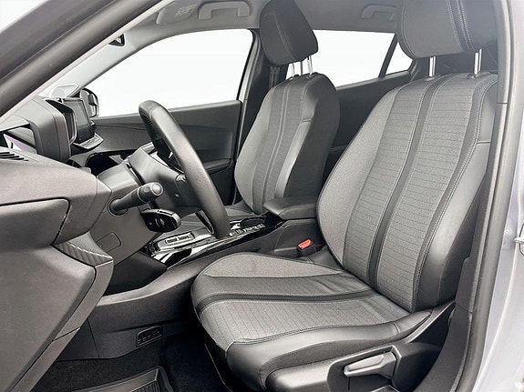 Peugeot e-2008 4 of 5