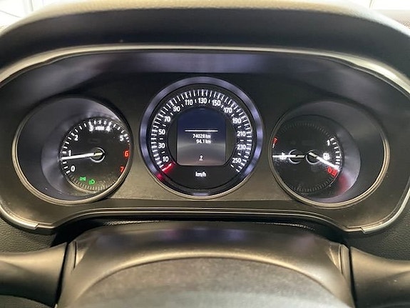Renault Megane 9 of 11