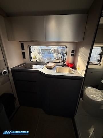 Adria ACTION 391 LH Sport 6 of 14