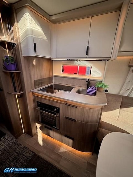 Kabe ROYAL 560 GLE KS 5 of 11