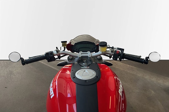 Ducati Monster 1100, HMS avgas 6 of 8