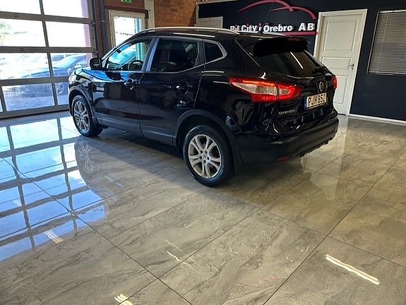Nissan Qashqai 4 of 5