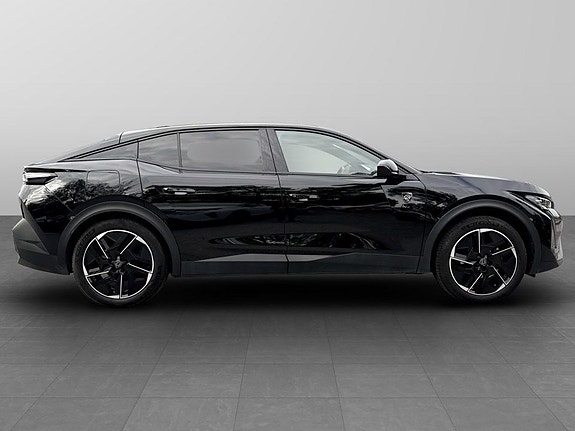 Peugeot 408 14 of 16