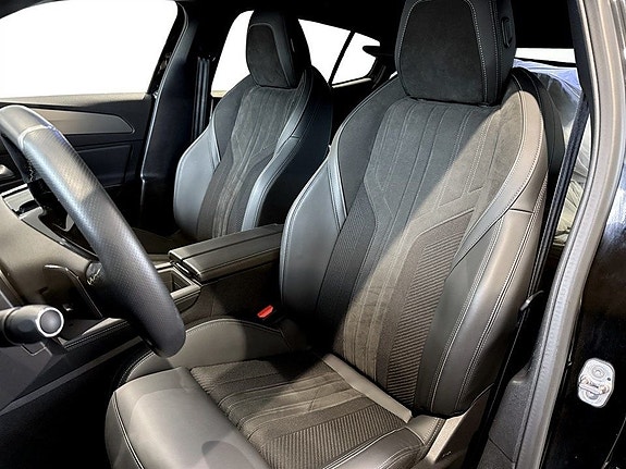 Peugeot 408 4 of 5