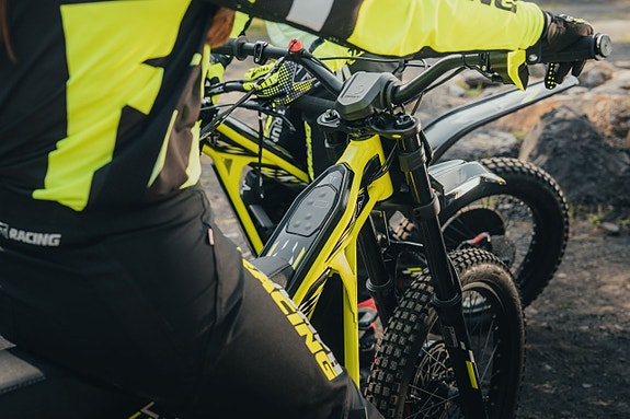 Triumph TXP-24 – Powered by OSET 24 of 27