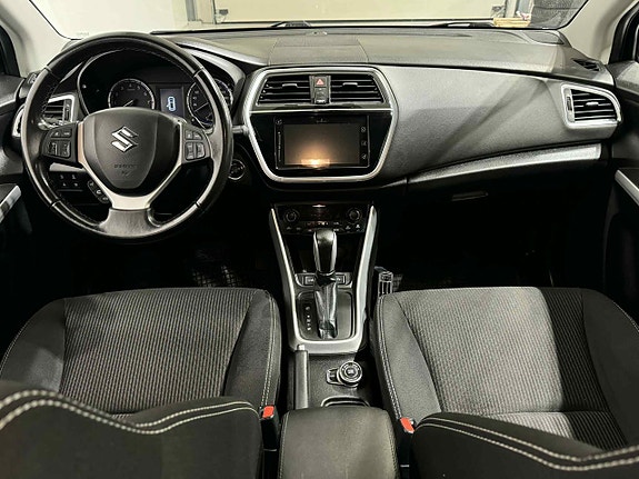 Suzuki S-Cross 7 of 11