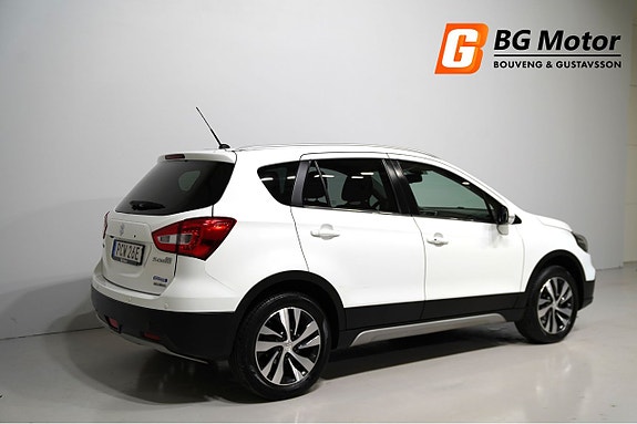 Suzuki S-Cross 2 of 11