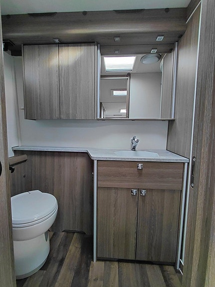 Kabe ROYAL 780 TDL KS 10 of 12