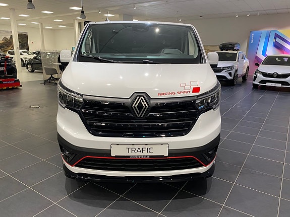 Renault Trafic 2 of 9