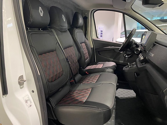 Renault Trafic 8 of 9