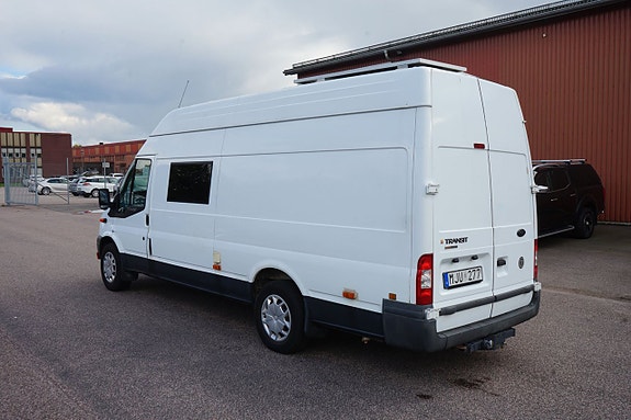 Ford Transit 3 of 5