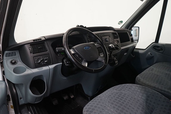 Ford Transit 5 of 5